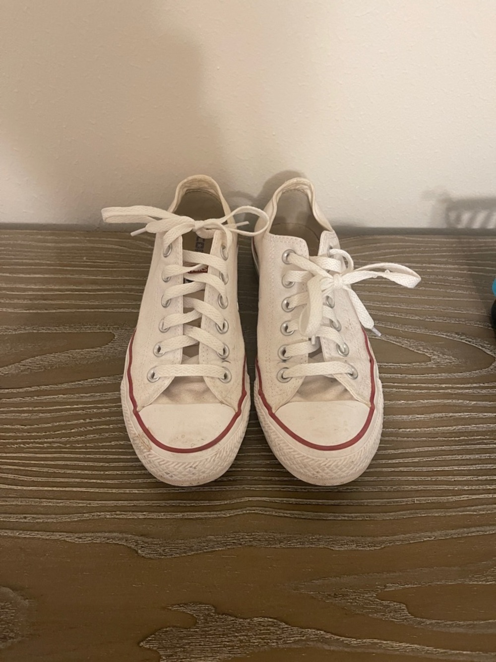 White converse